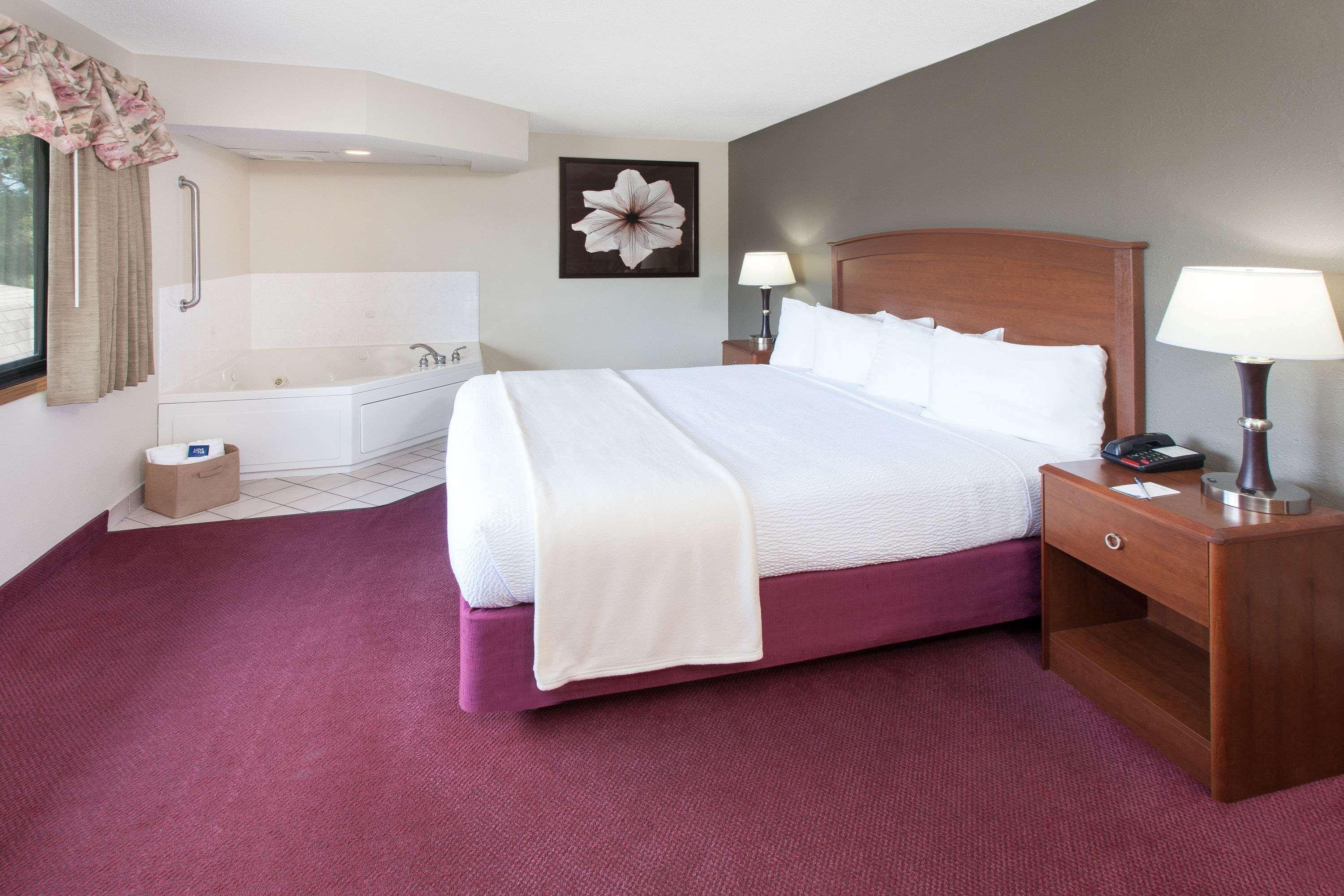 Americinn By Wyndham Iowa Falls Экстерьер фото