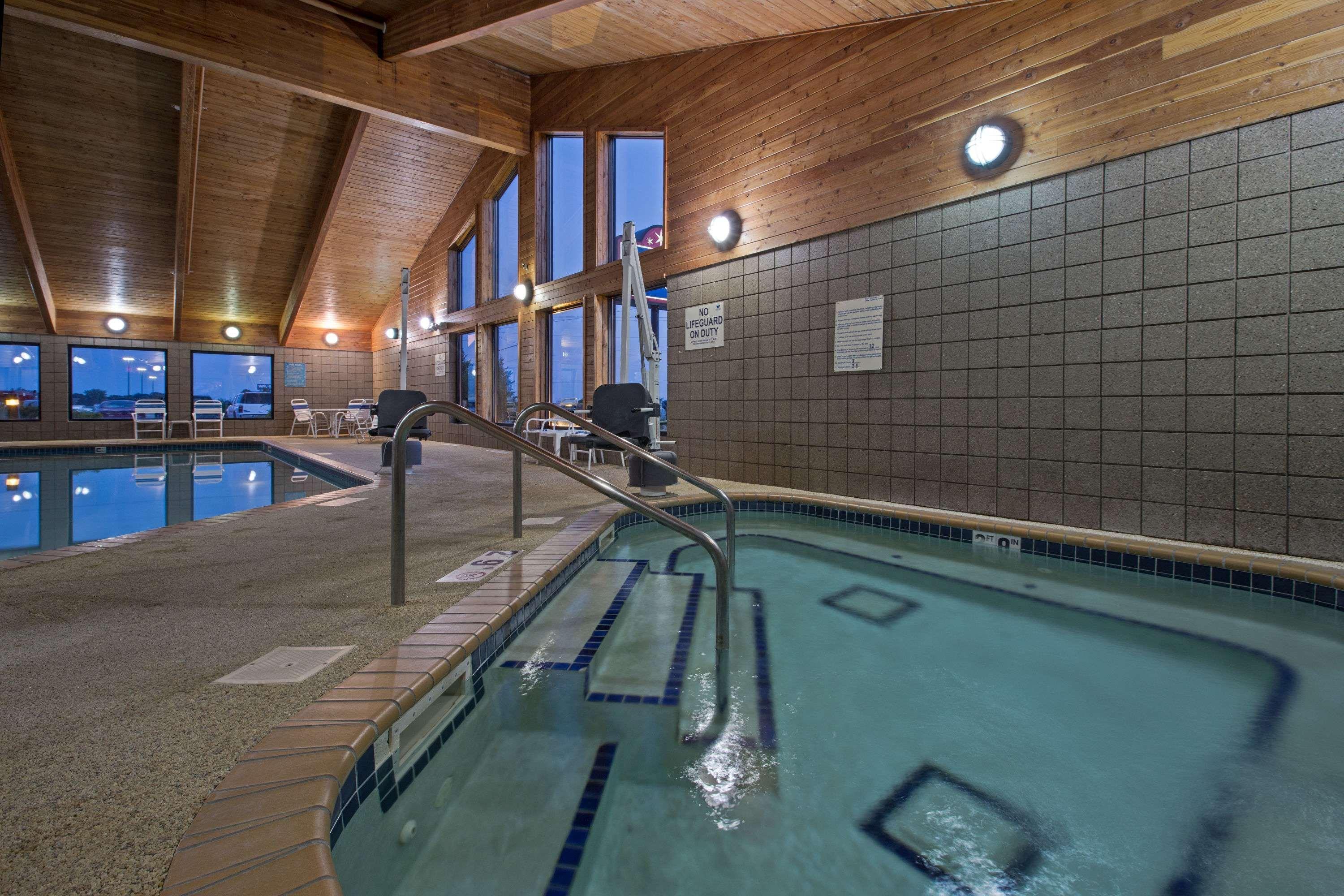 Americinn By Wyndham Iowa Falls Экстерьер фото