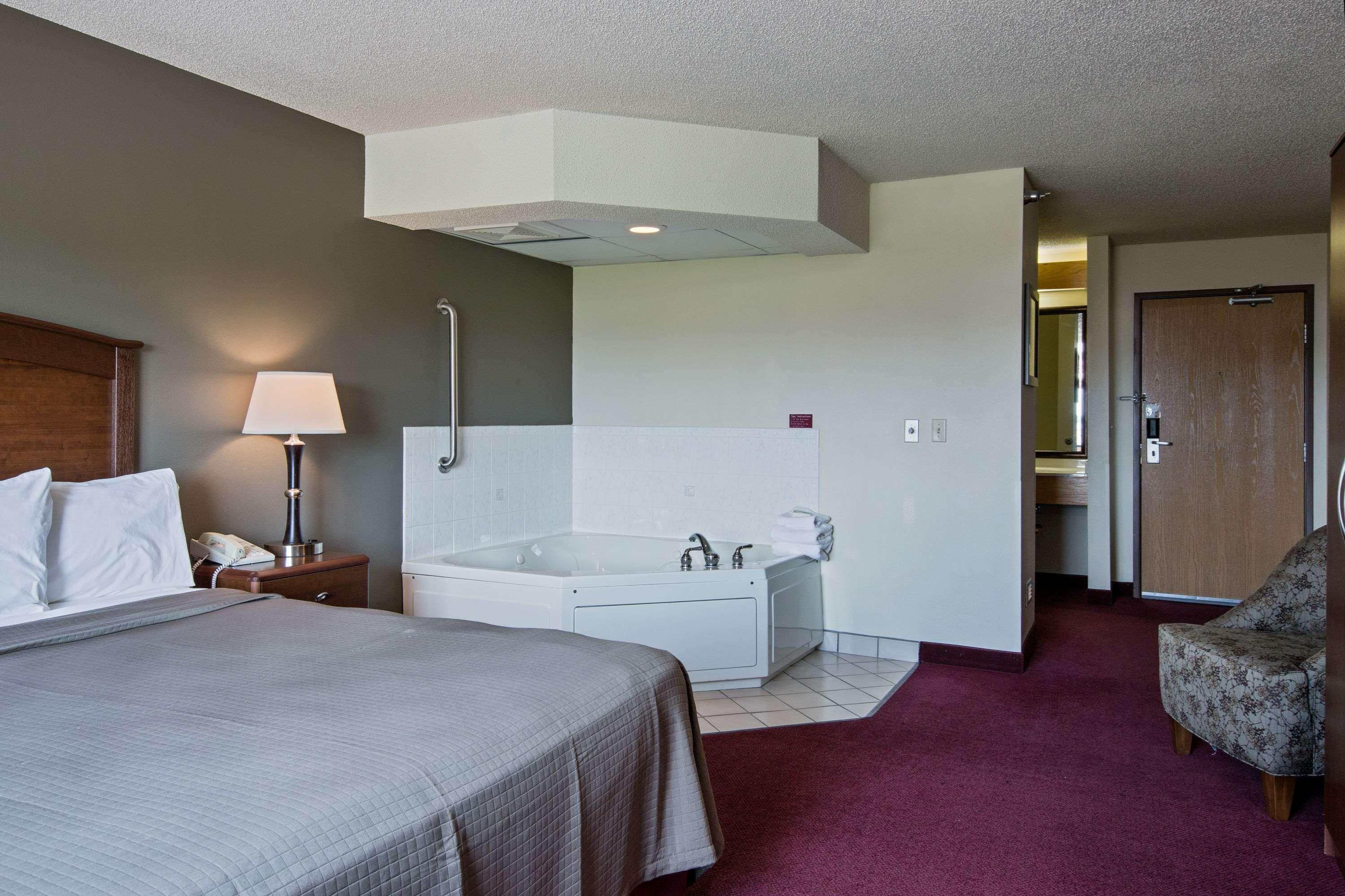 Americinn By Wyndham Iowa Falls Экстерьер фото
